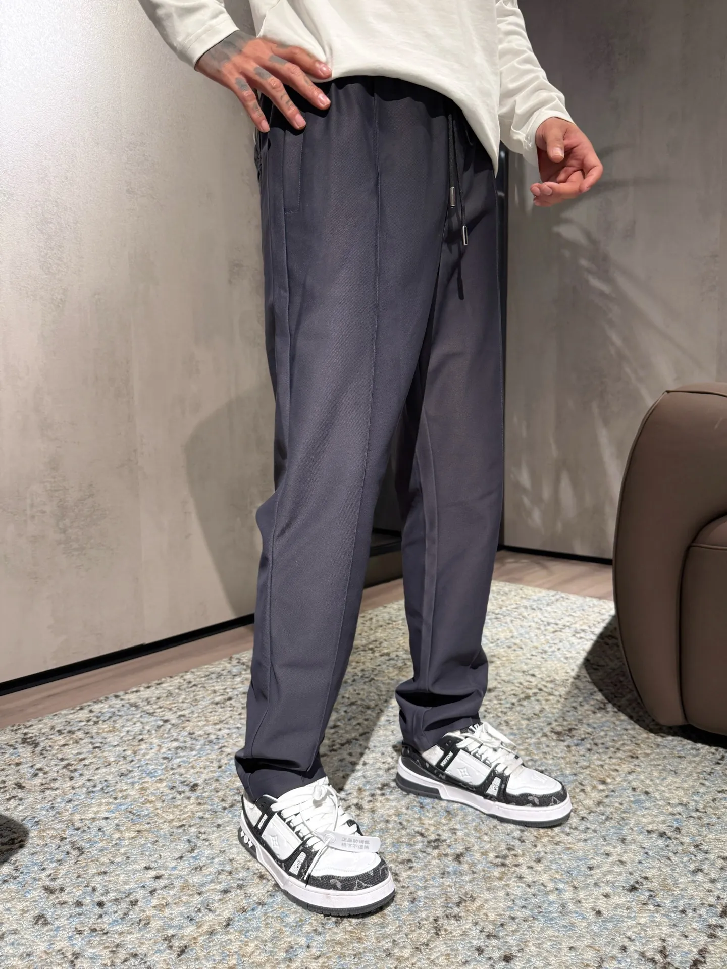 Coach, New Arrival casual pants, Original hard goods, simple and comfortable, unique design, creating a sense of simple lines, not picky, original custom fabric, excellent comfort, super style 👍🏻, 2⃣️ recommended colors, Sizes: M-3XL
